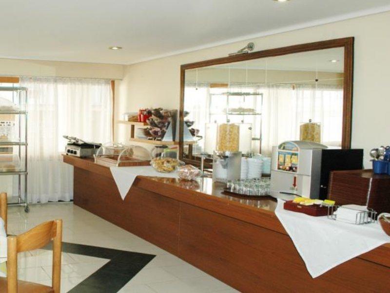 Omiros Hotel Атина Екстериор снимка